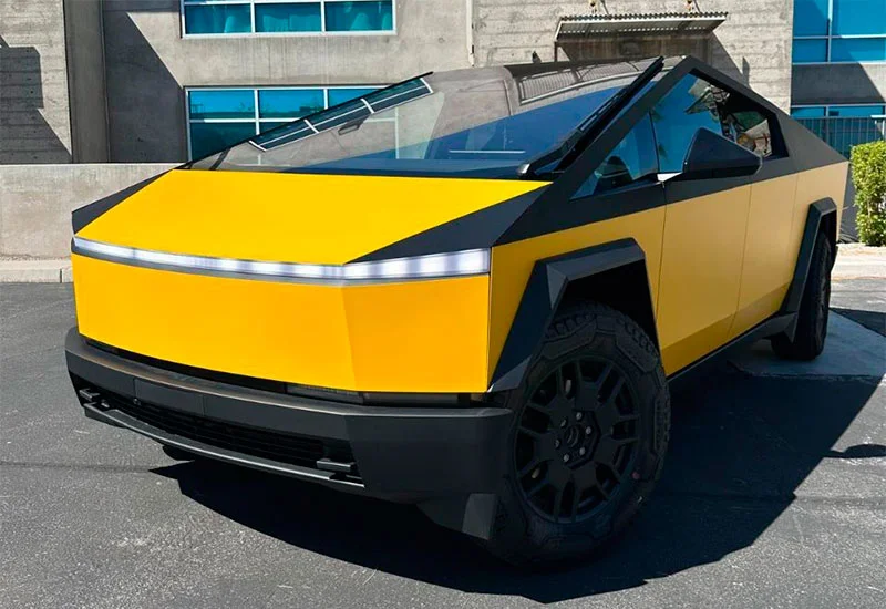 Tesla Cybertruck Wrap