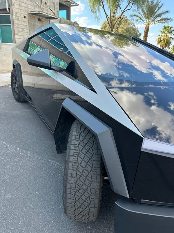 Black Cybertruck